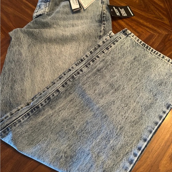 Boohooman Men's Light Blue Relaxed Jeans. New With Tags - Picture 4 of 7